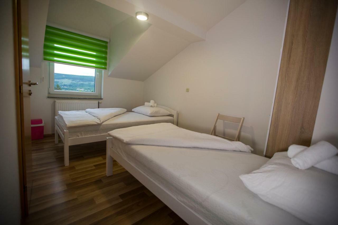 Cilin Cemer Grubine Luaran gambar